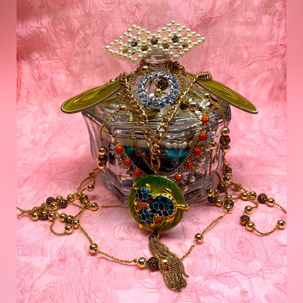 ULTIMATE MERMAID JEWELRY JAR Vintage Glass Lidded Dish Packed Full All Wear NICE